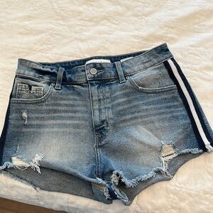 Eunina cutoff denim shorts - lulu high rise cutoff shortie